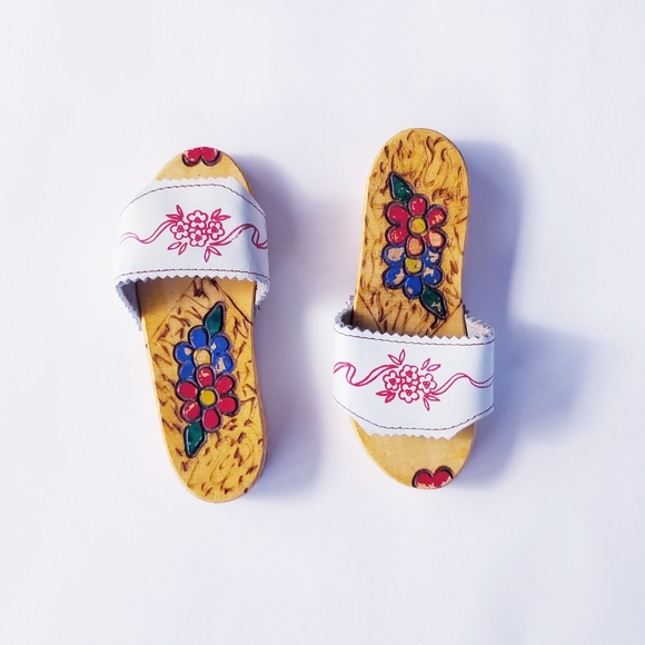 Vintage Handmade Wooden Sandals - Picture 2 of 7